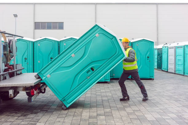 Porta potty delivery and setup in Box Elder, SD